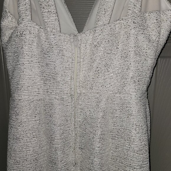 White and Gold Fishtail Formal Gown - Picture 5 of 7